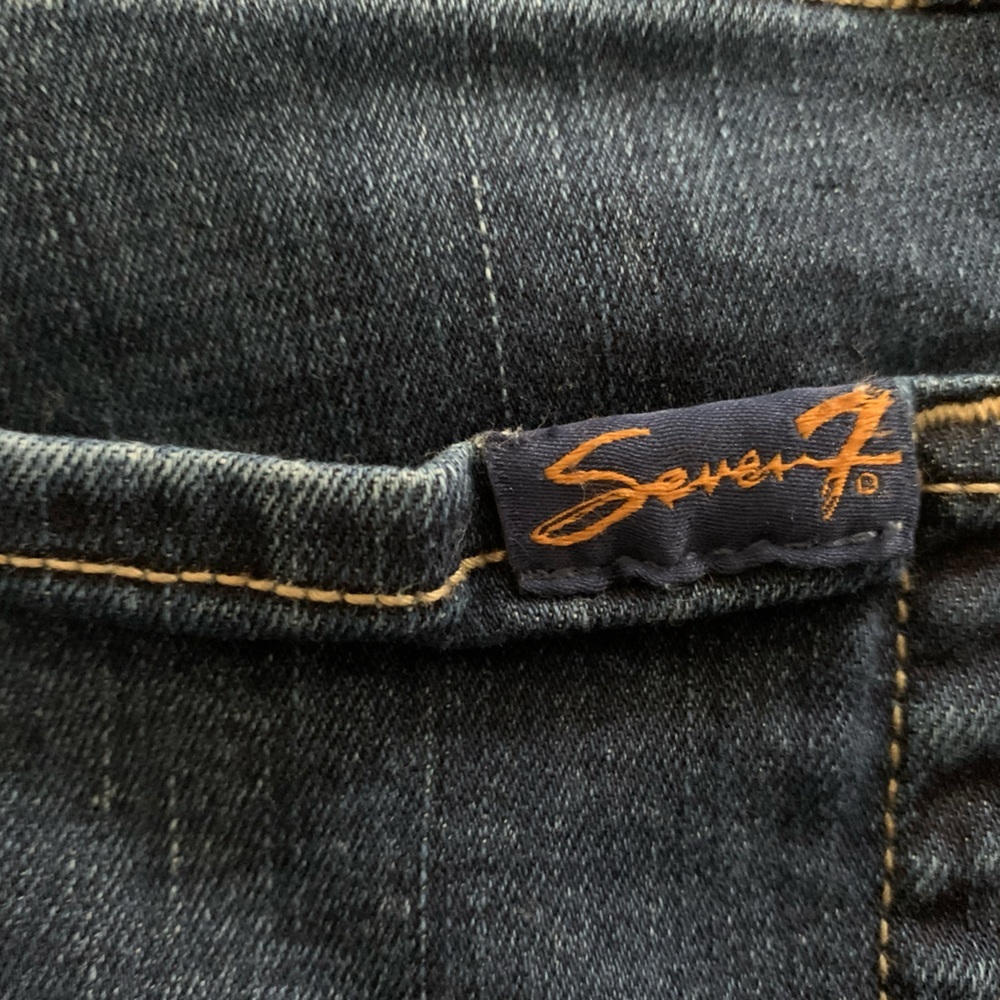 Seven7 Jean Weekend Shorts - Size 12 - Super Comfy - Picture 3 of 9